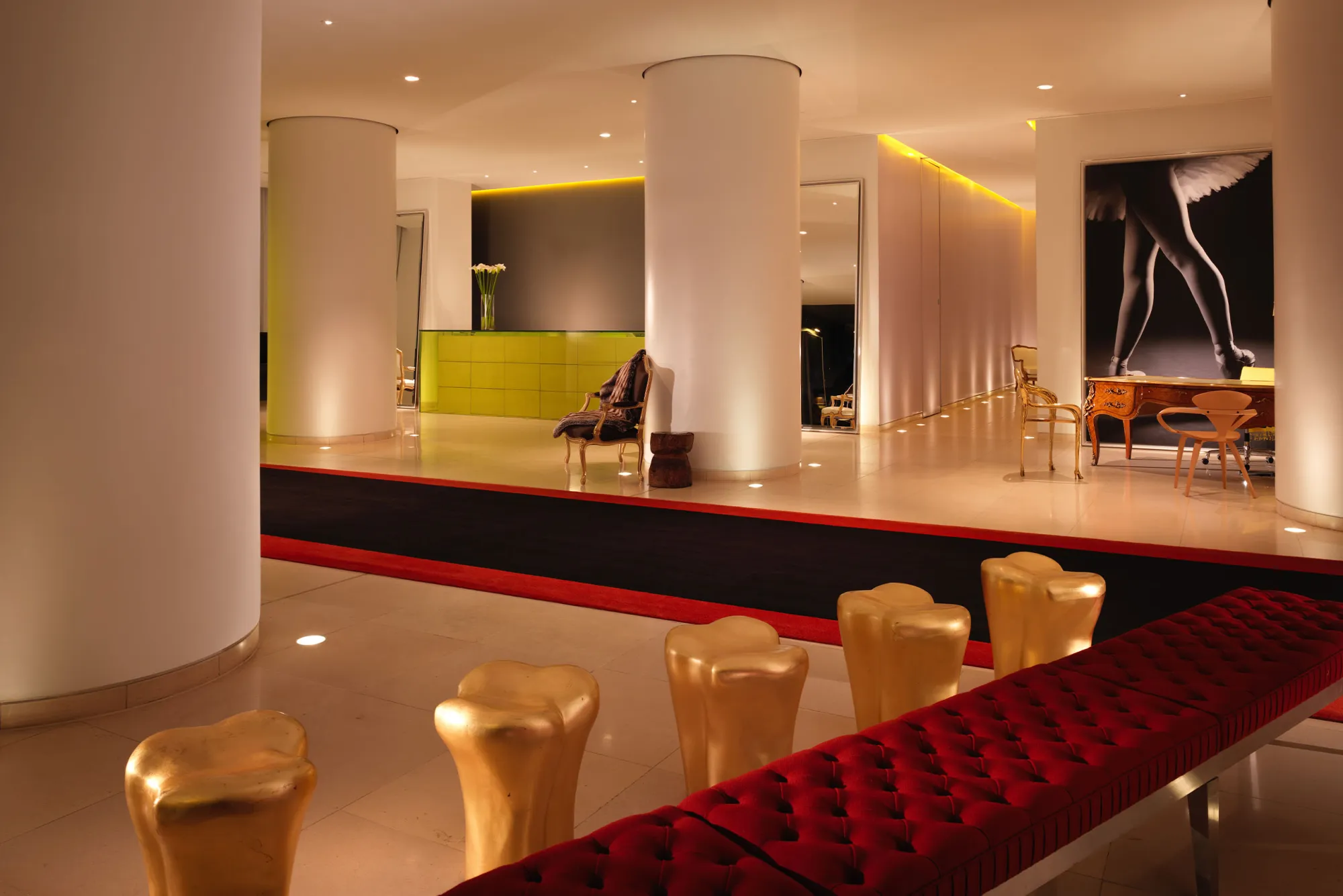 St Martins Lane London, Reception / foyer