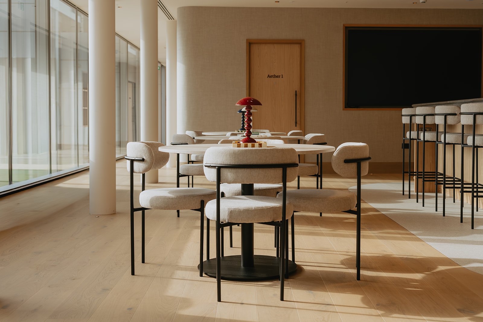TOGETHER.SPACE, Club Lounge & Terrace · Reception / foyer