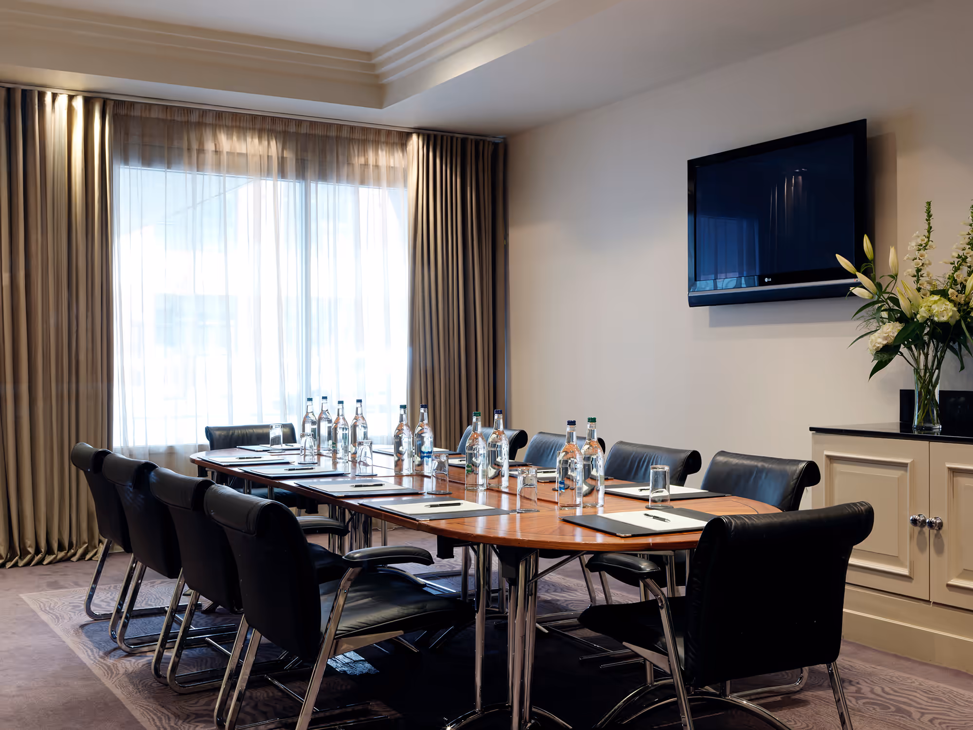Leonardo Royal Hotel Bristol, William West Suite