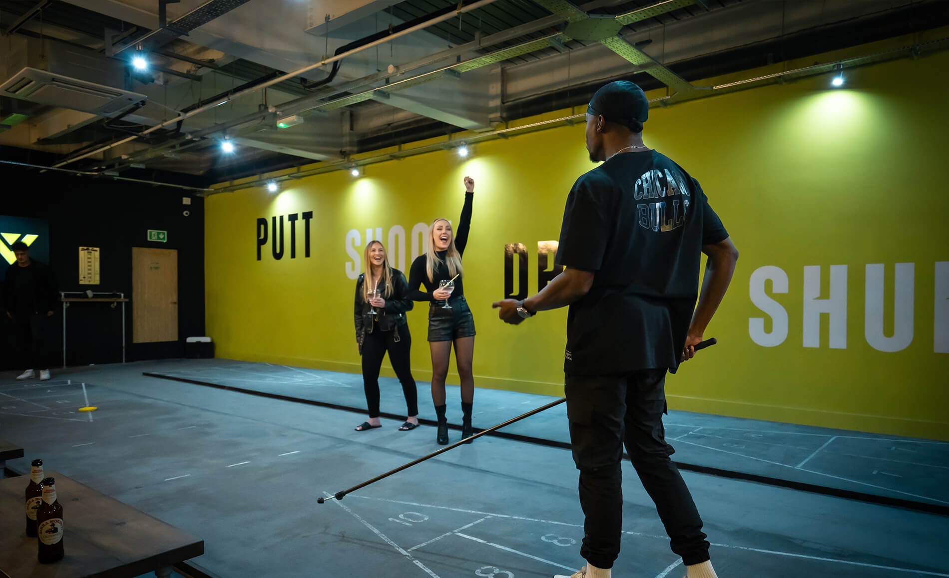 VGolf Brighton - Golf Simulator & Games Room, Activity space