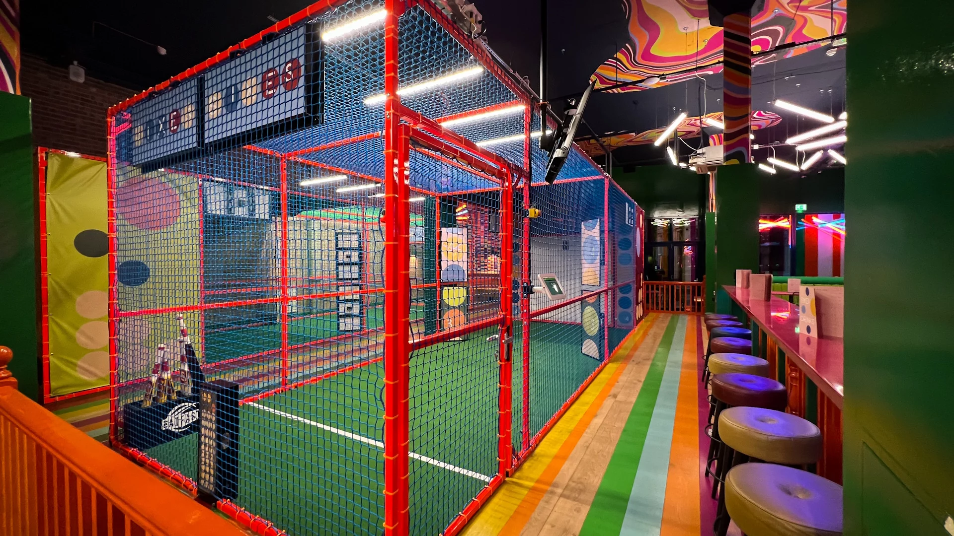 Sixes Cricket, Activity space