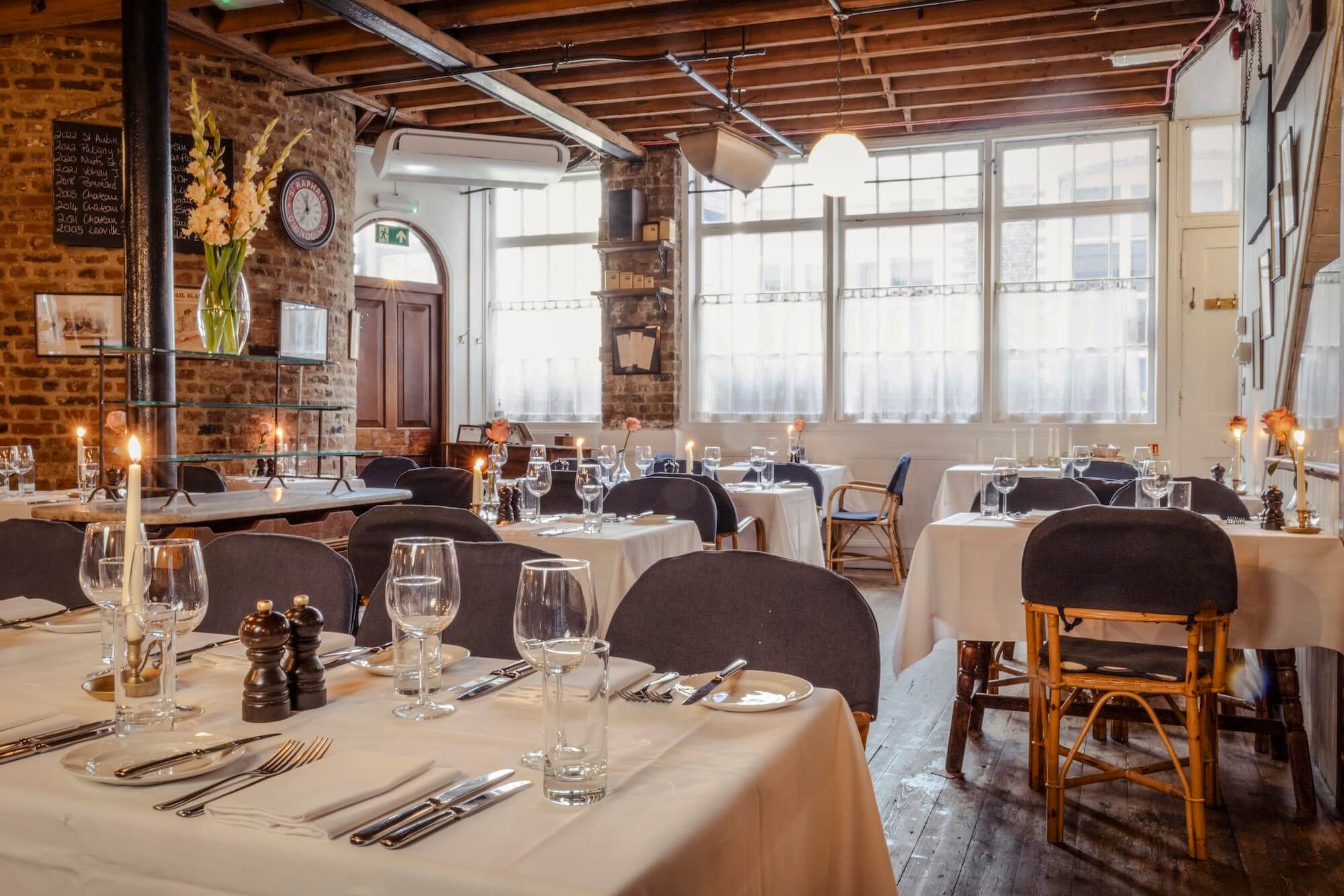 Le Café du Marché, Dining / restaurant