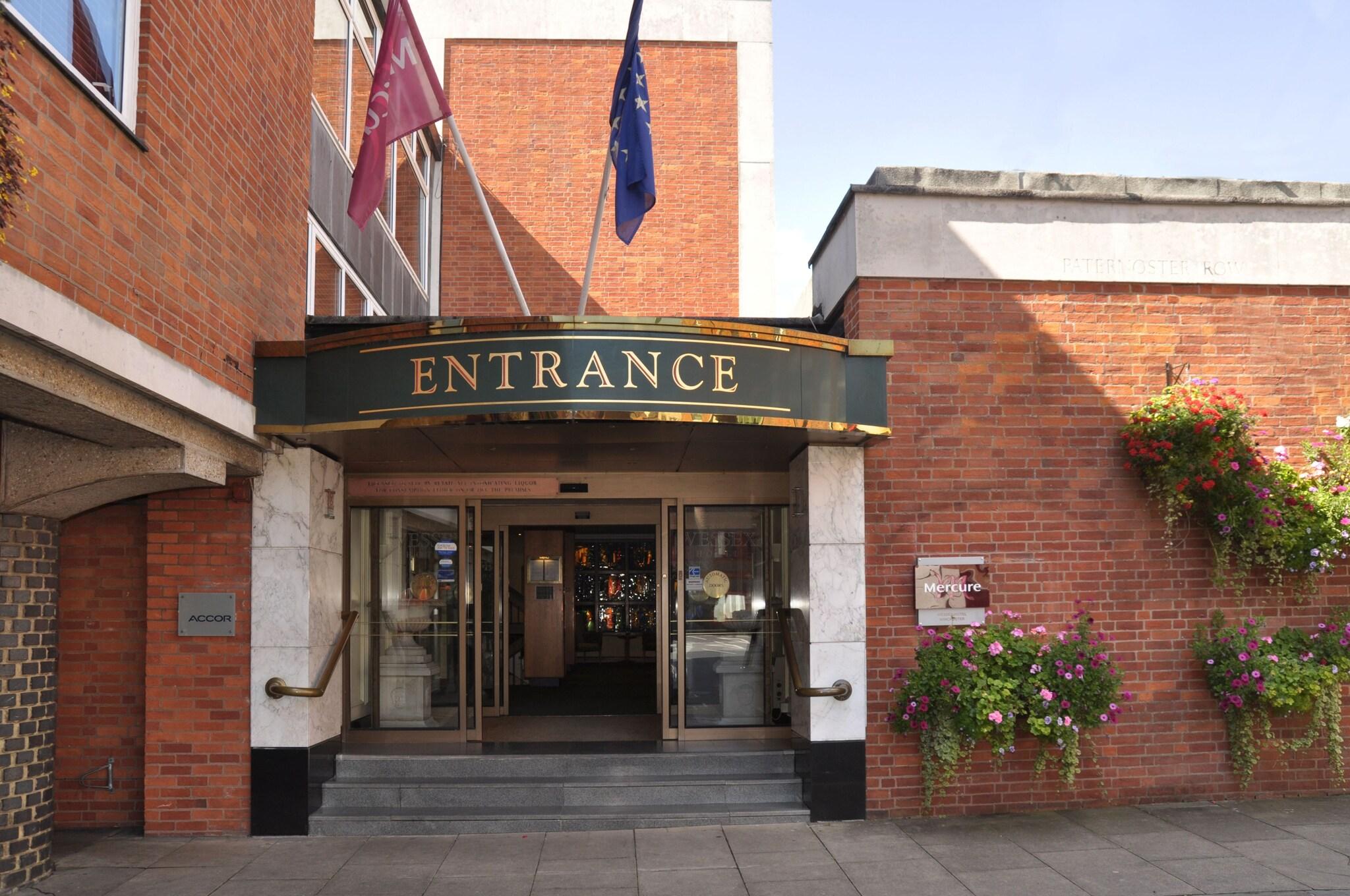 Winchester Wessex Hotel by Sunday, Exterior