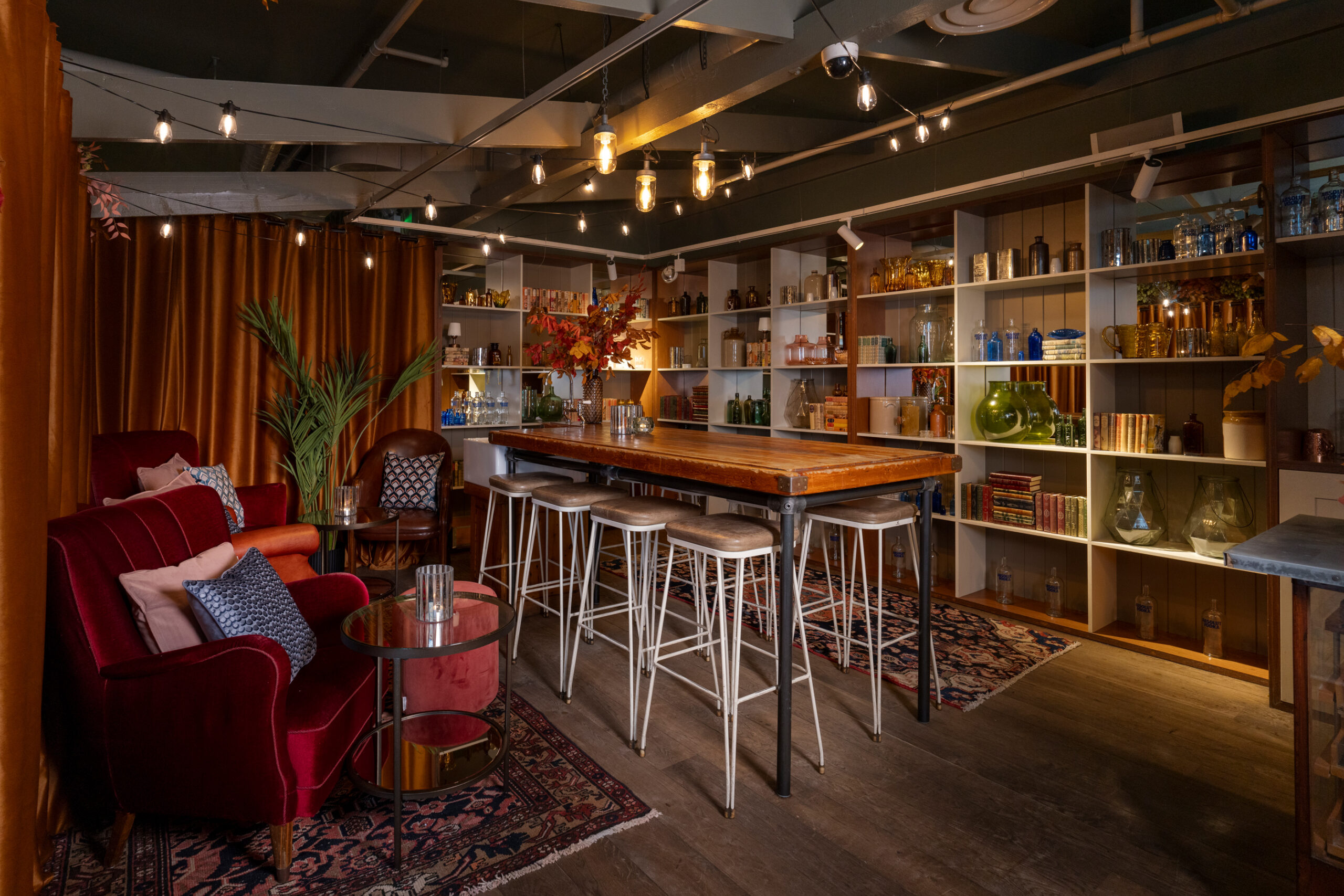 The Folly, Dining / restaurant