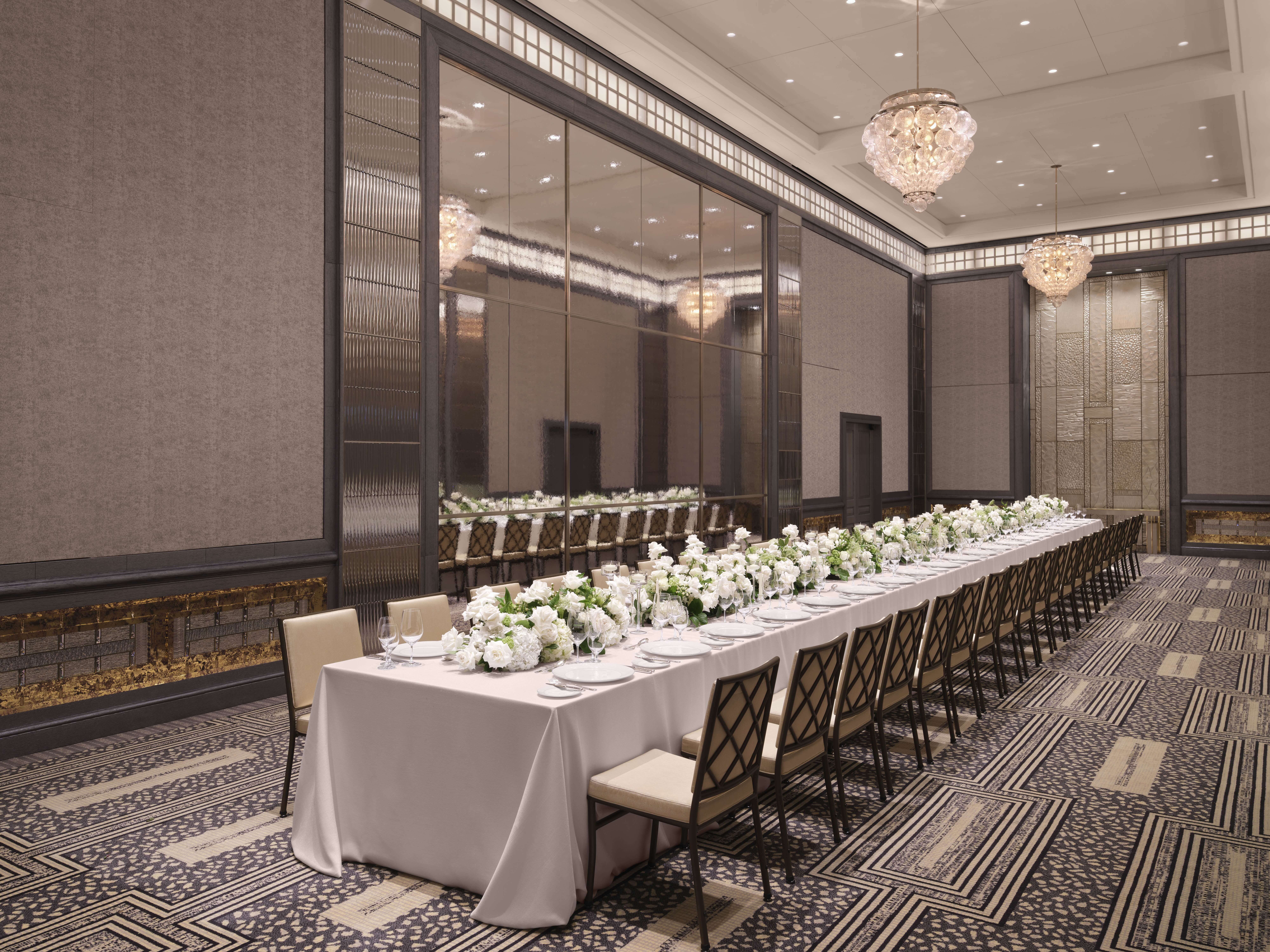 The Peninsula, Wellington Room