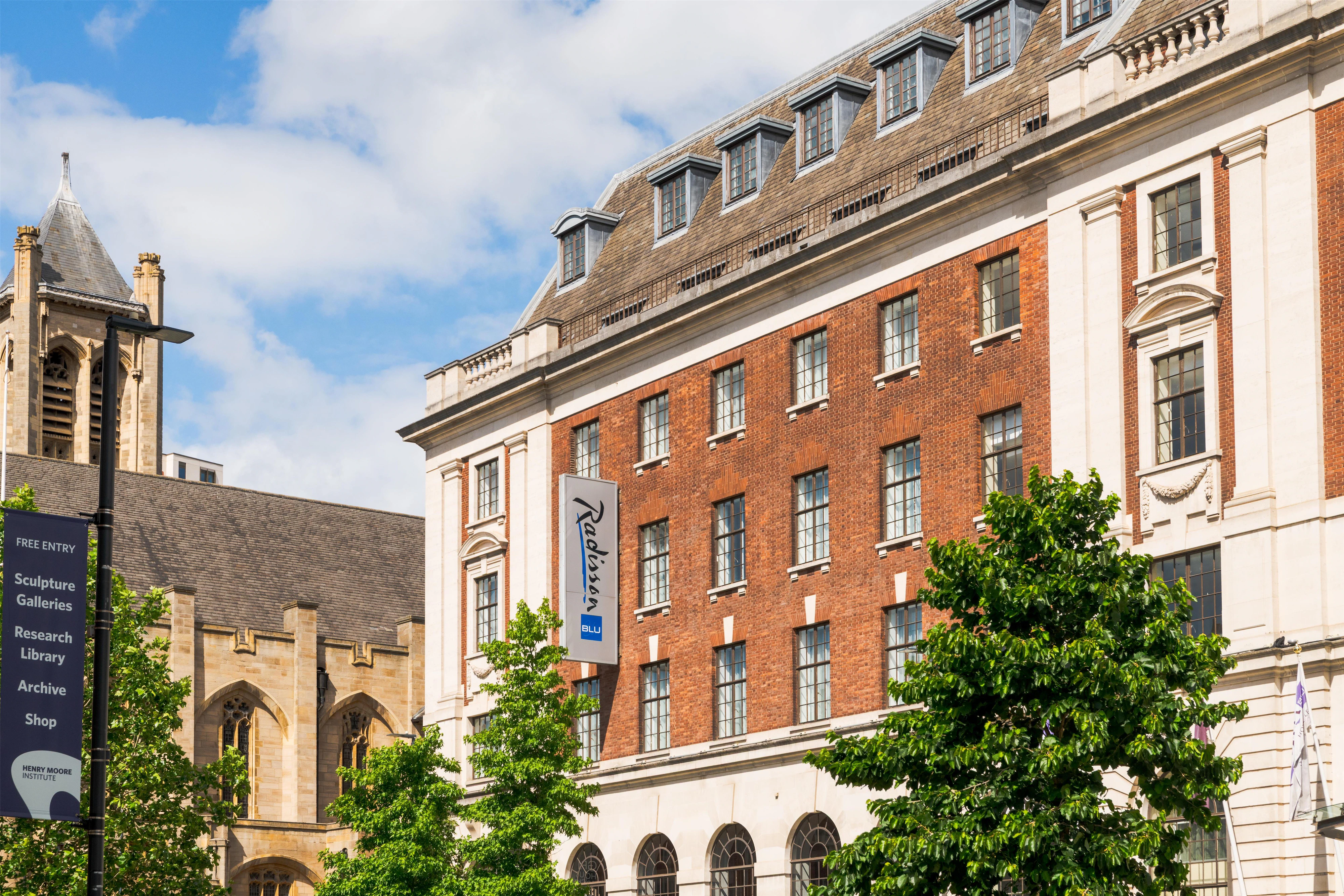 Radisson Blu Hotel, Leeds City Centre, Exterior