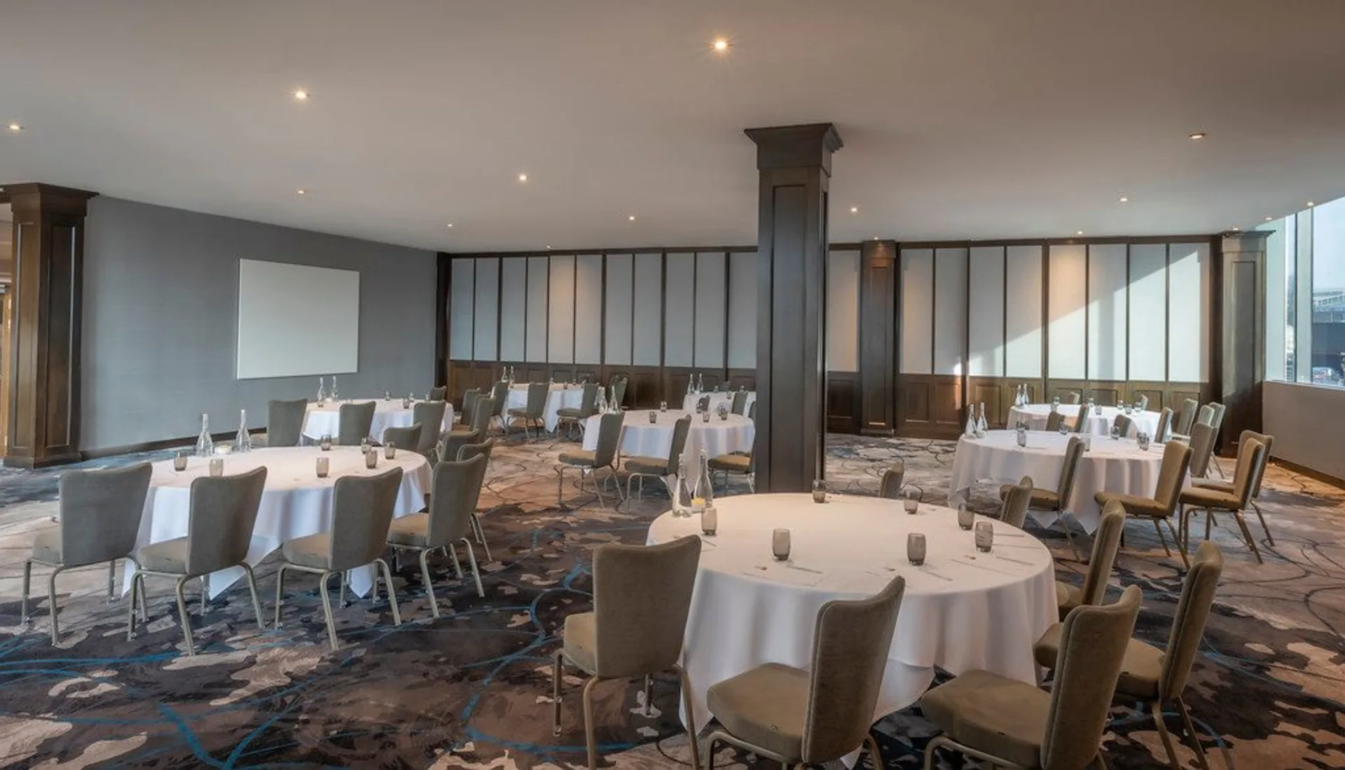 Clayton Hotel Leeds, Holbeck Suite