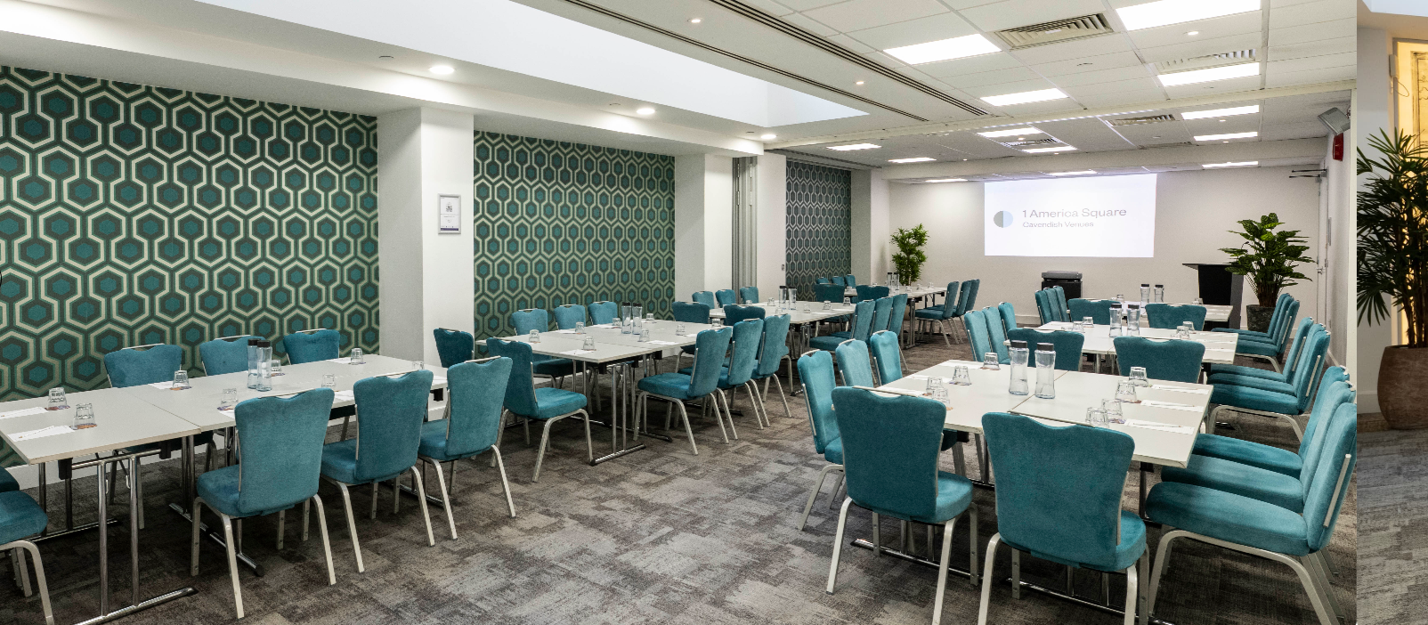1 America Square, Meeting room