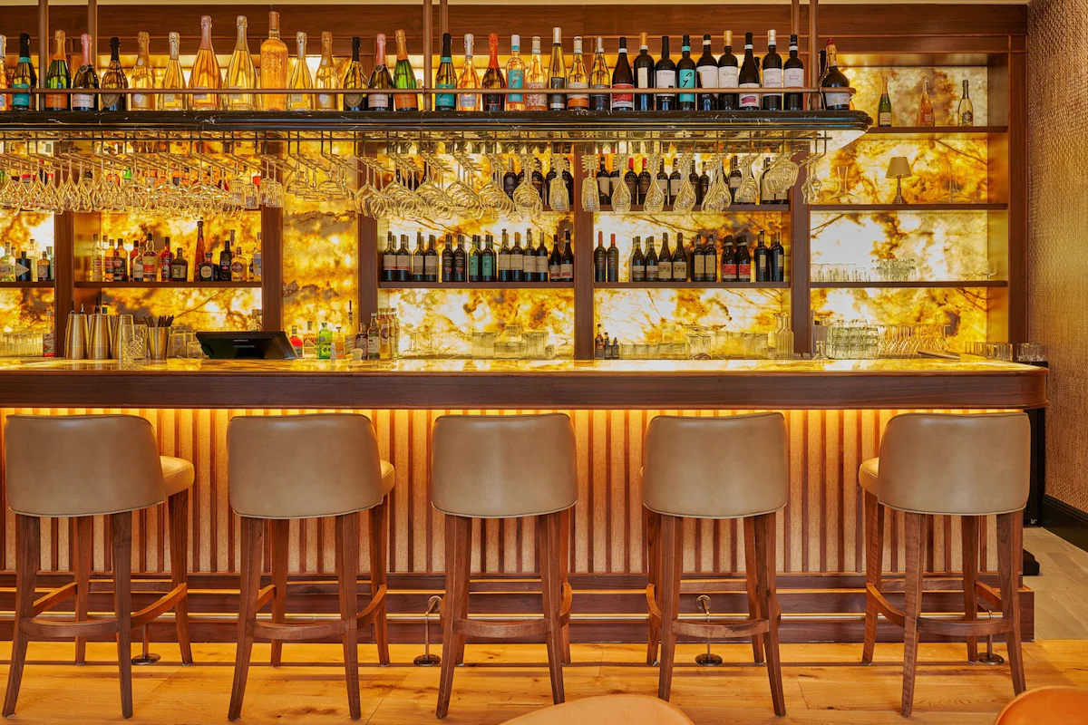 Leeds Marriott Hotel, Bar