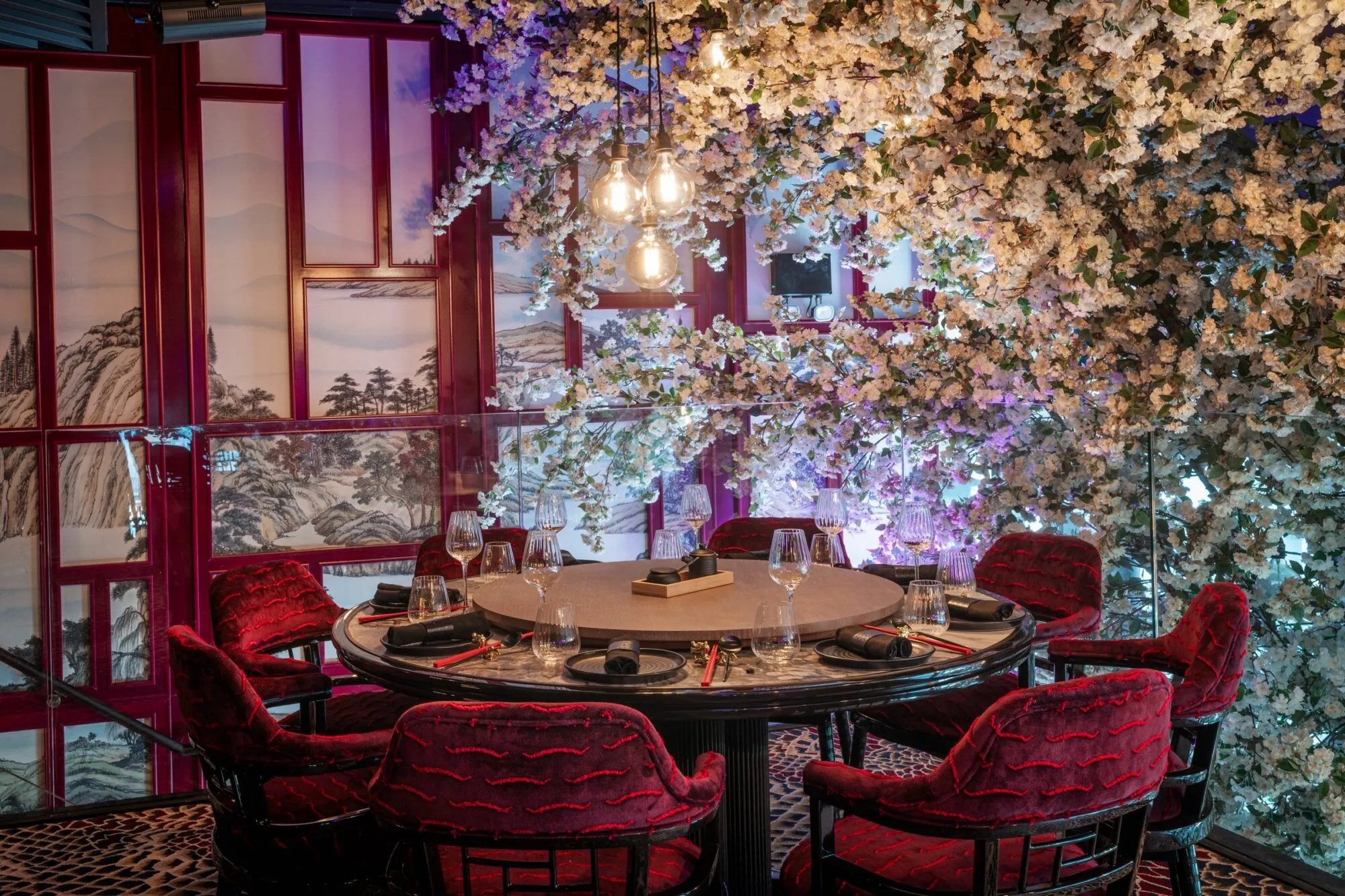 Tattu Leeds, Dining / restaurant