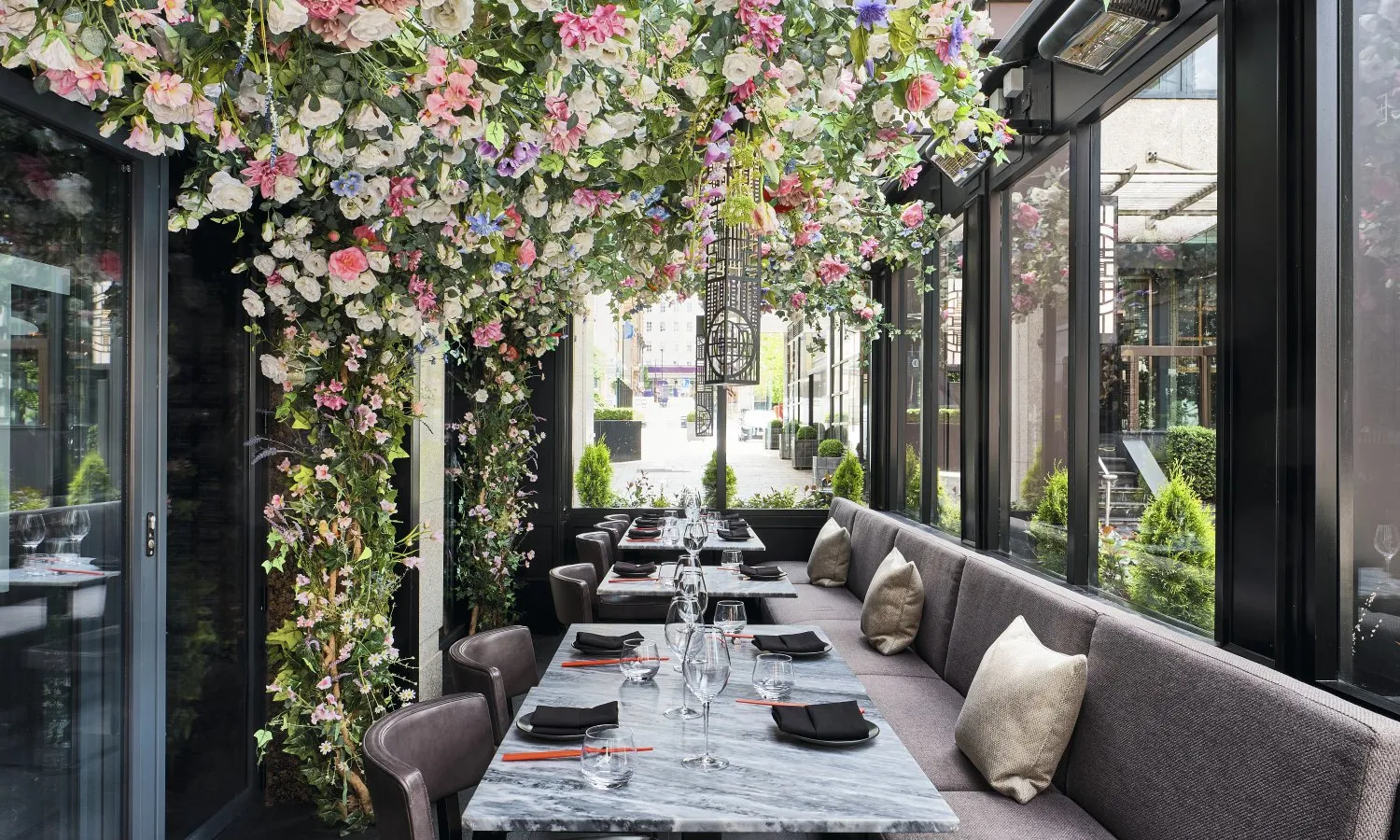 Tattu Leeds, Dining / restaurant