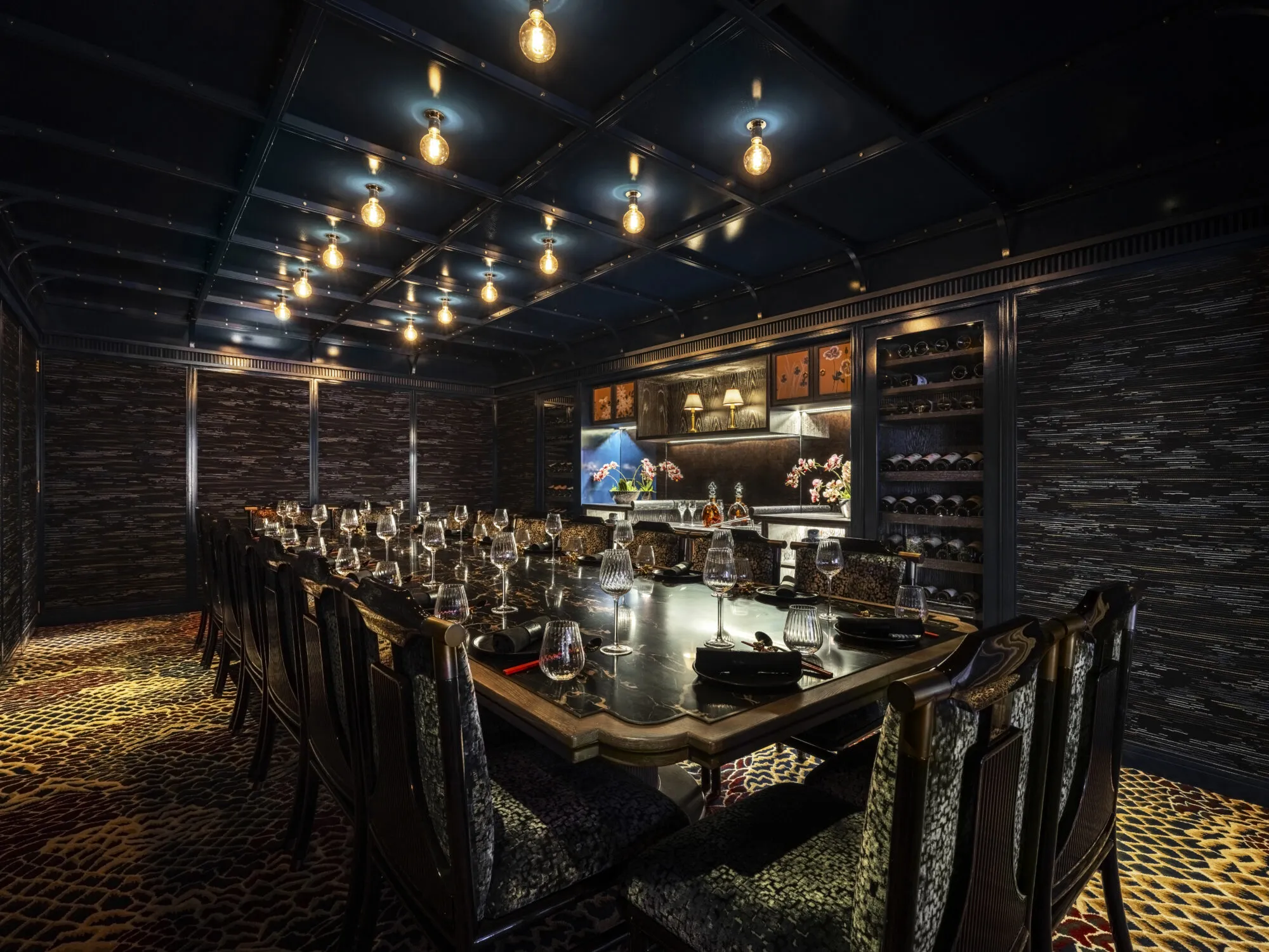 Tattu Leeds, Dining / restaurant