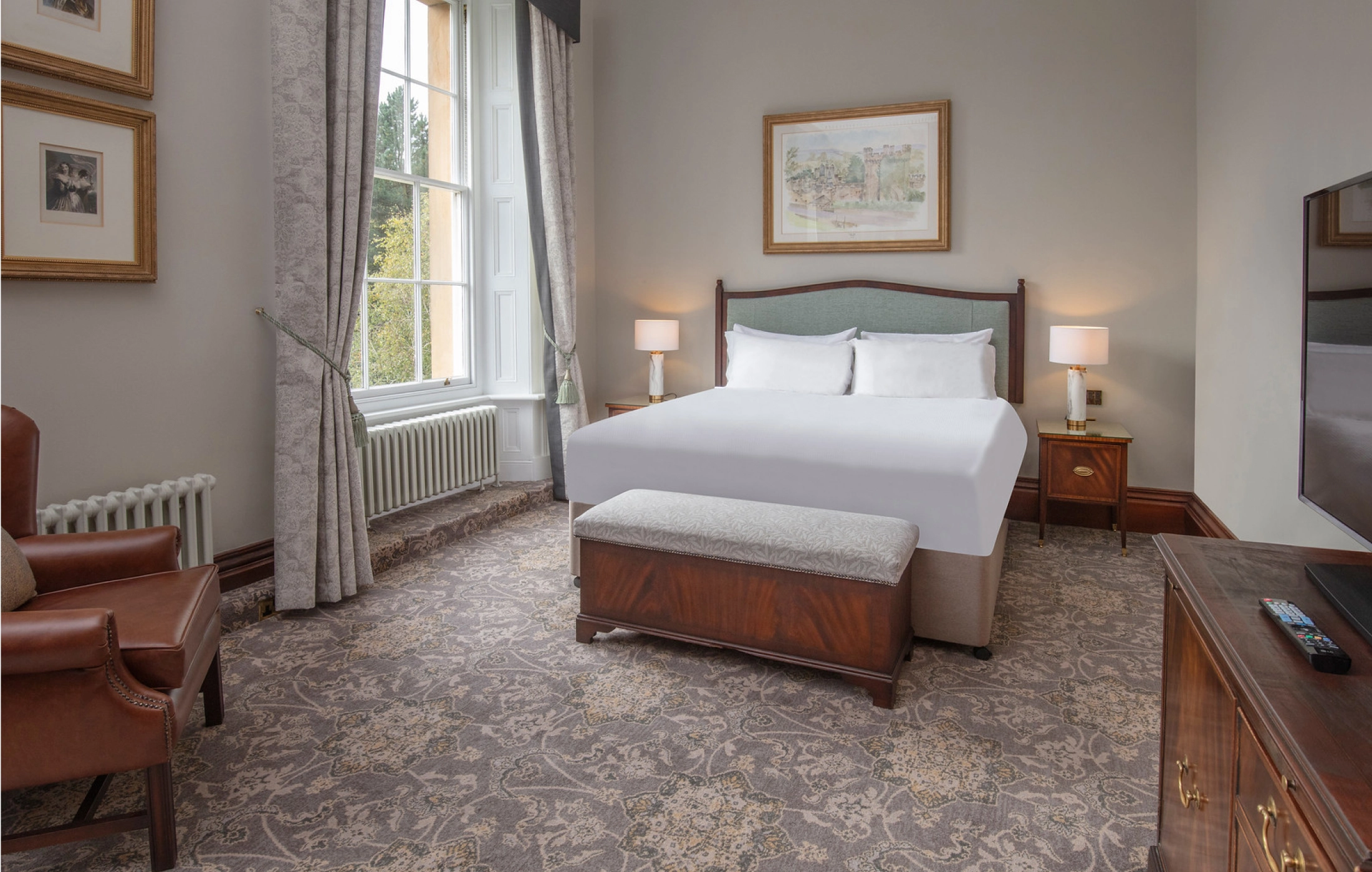 Oulton Hall, Bedroom