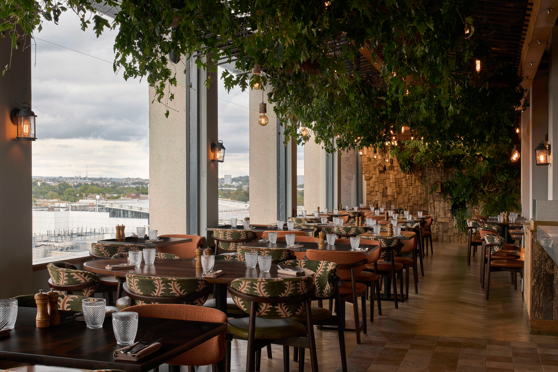 Treehouse Hotel London, Nest