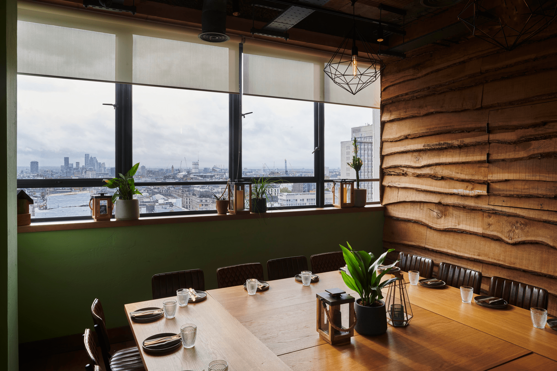Treehouse Hotel London, Oak