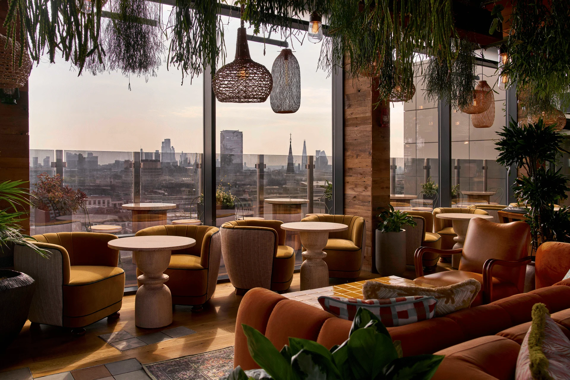 Treehouse Hotel London, Nest