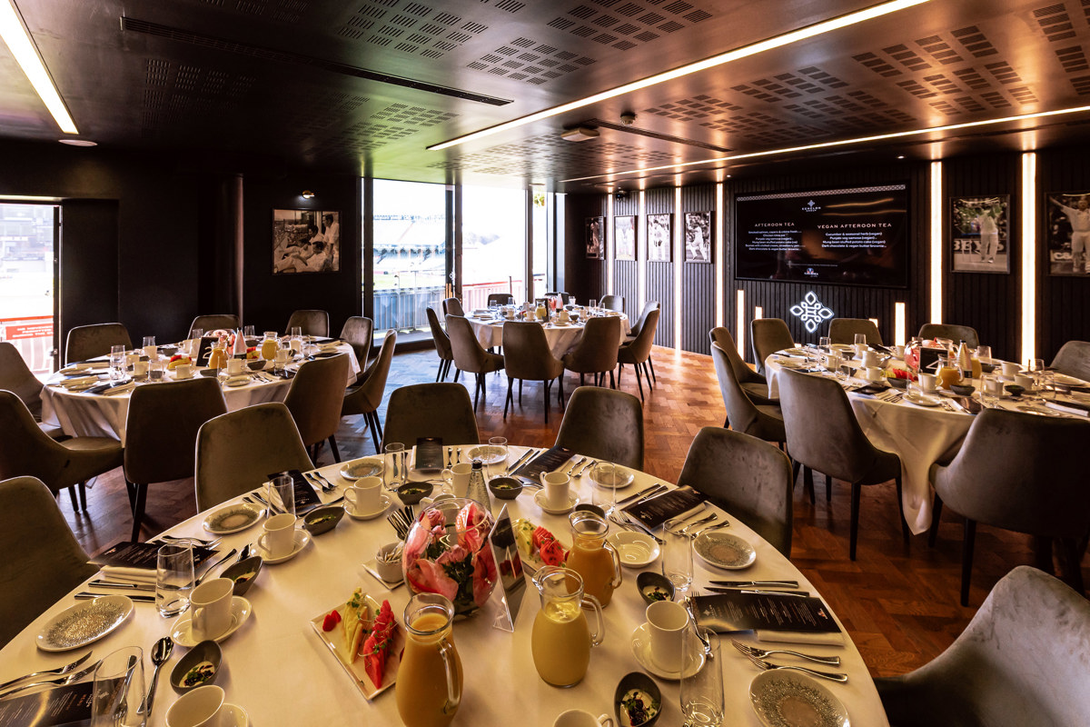 Emirates Old Trafford, Club Suite