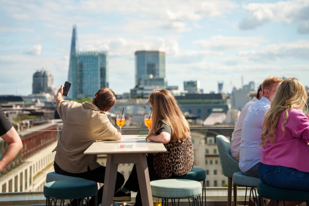 Aviary Rooftop Bar & Restaurant, Dining / restaurant