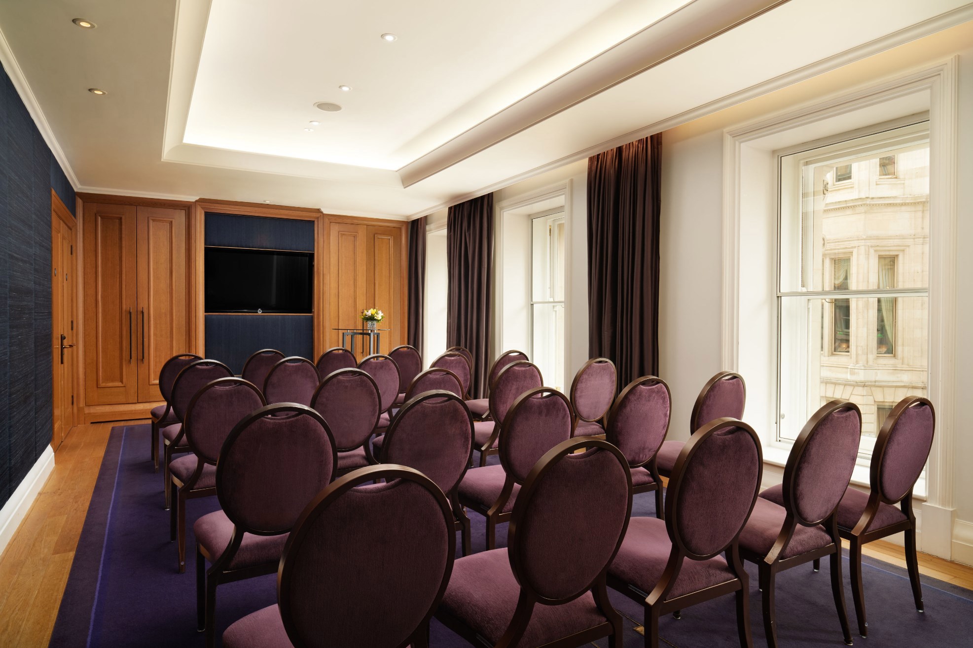 Corinthia, The Hardy Room