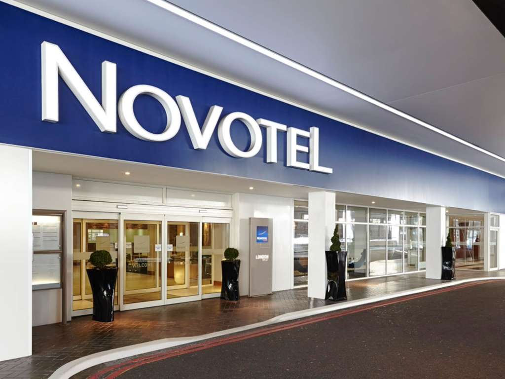 Novotel London West