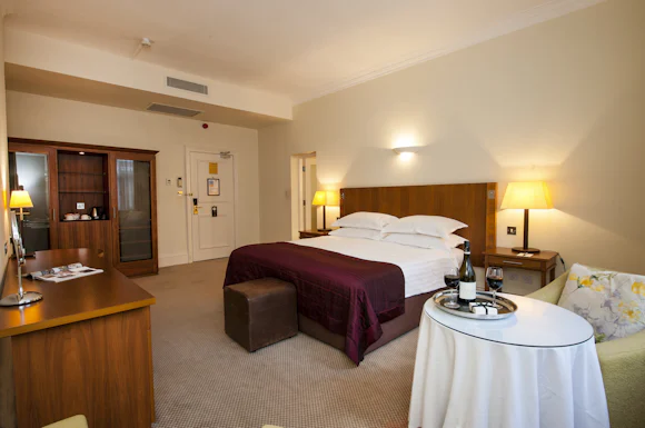 Macdonald Burlington Hotel