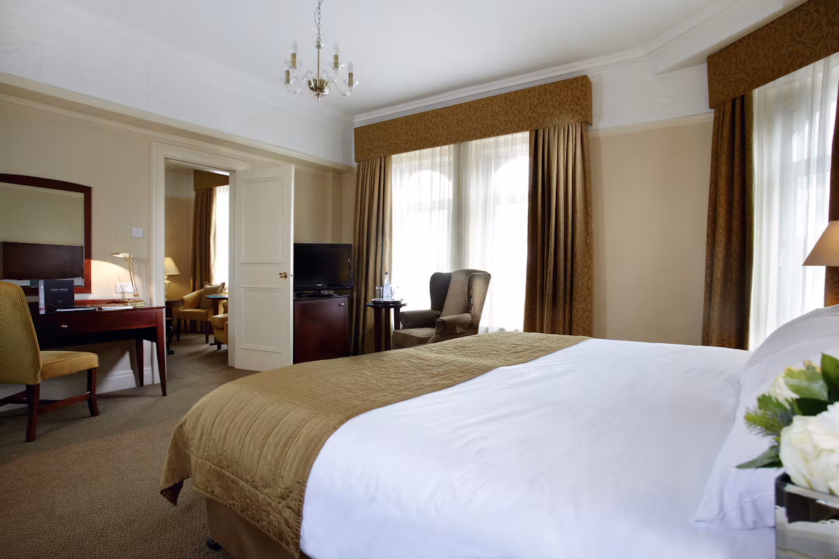 Macdonald Burlington Hotel, Bedroom
