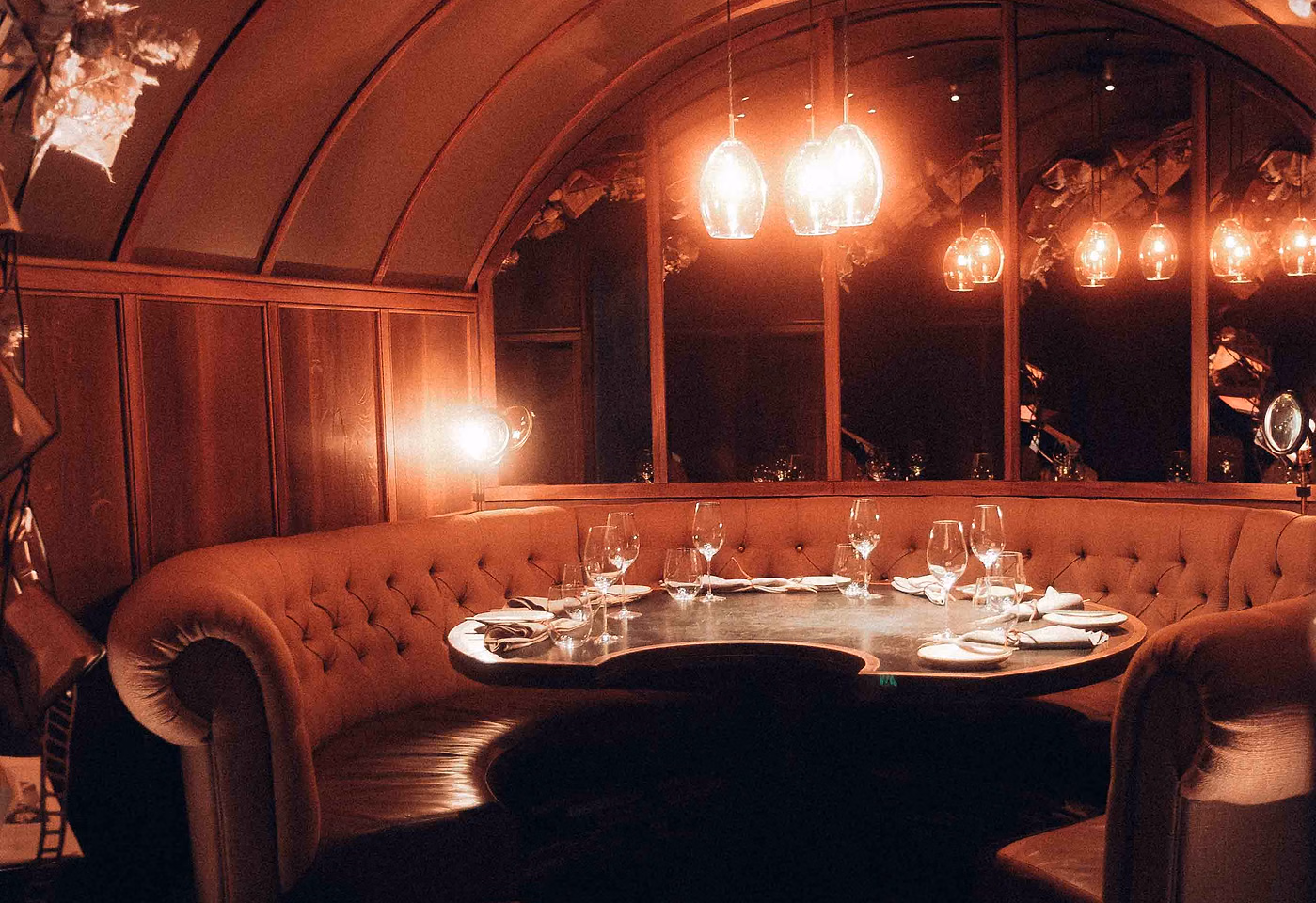HIDE, Dining / restaurant