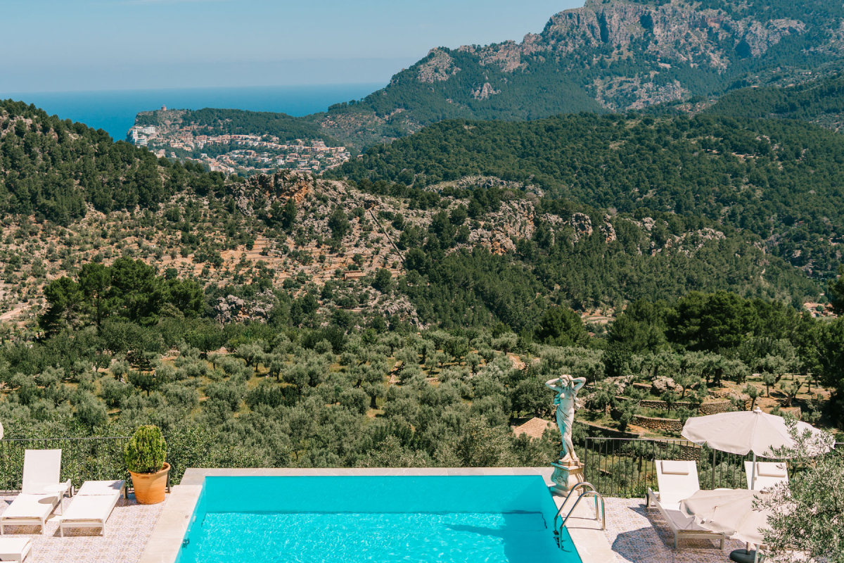 Ca's Xorc Luxury Retreat