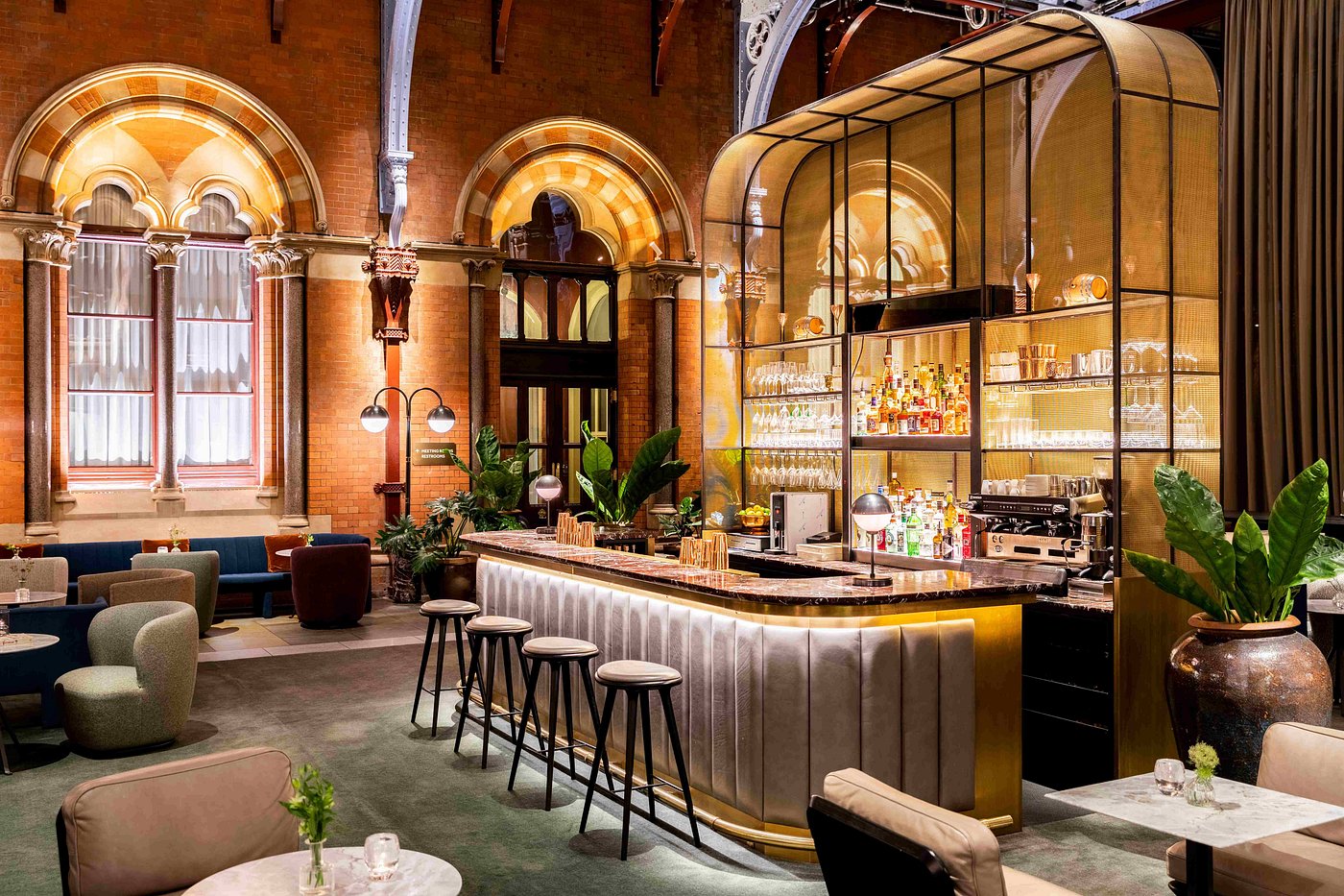St. Pancras London, Autograph Collection, Bar