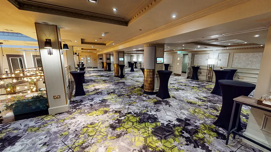 Leonardo Royal Hotel London City