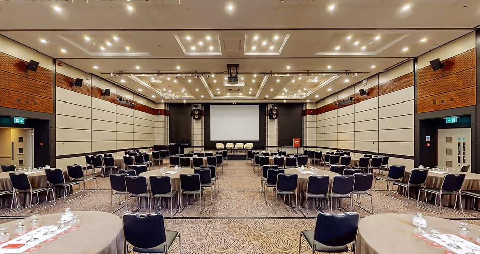 Leonardo Royal Hotel London City
