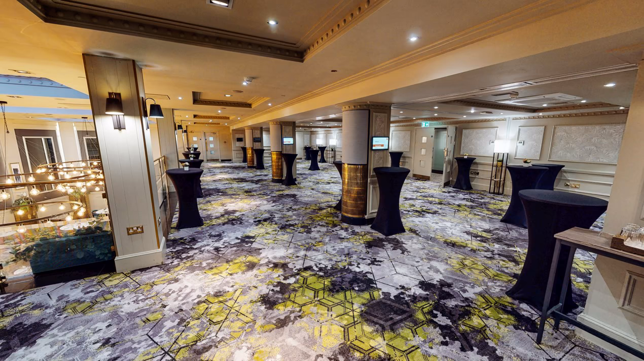 Leonardo Royal Hotel London City, Gallery + Wakefield