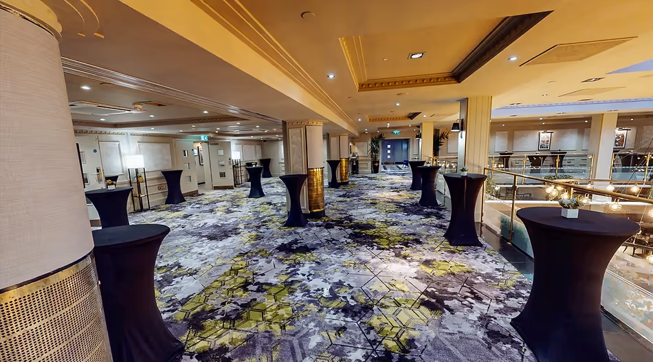 Leonardo Royal Hotel London City
