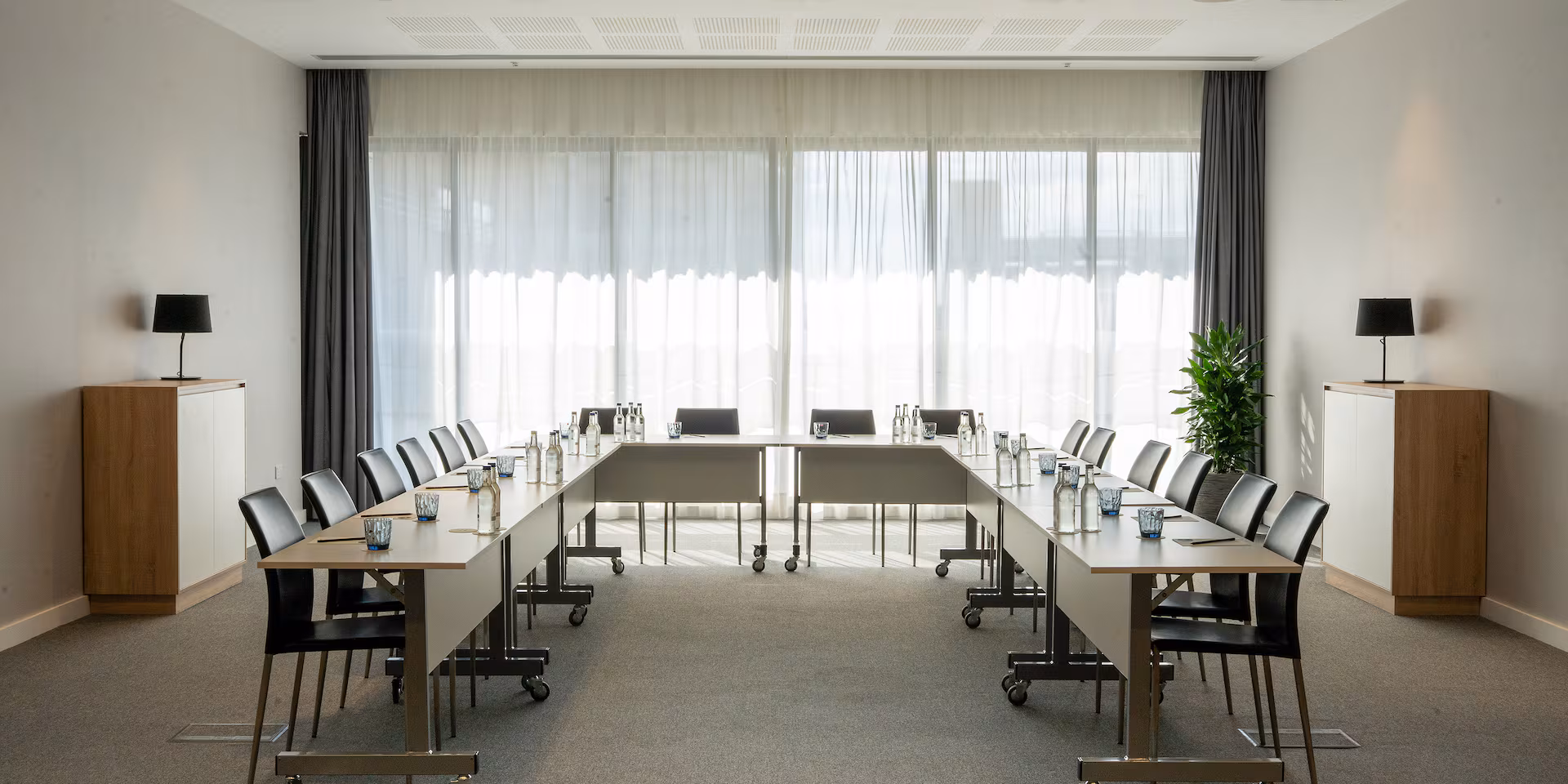 INNSiDE by Melia Liverpool, The News Room
