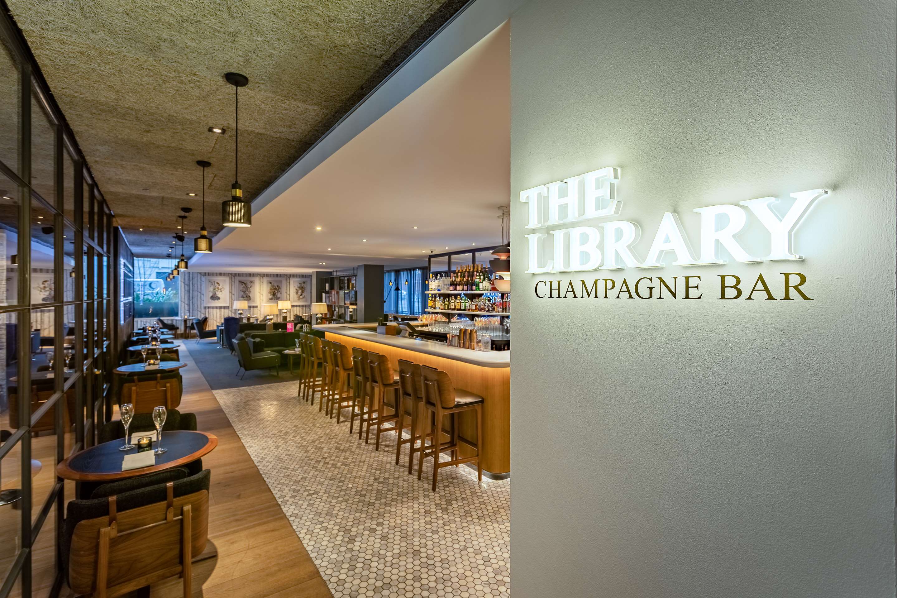 The Edwardian Manchester Hotel, Bar