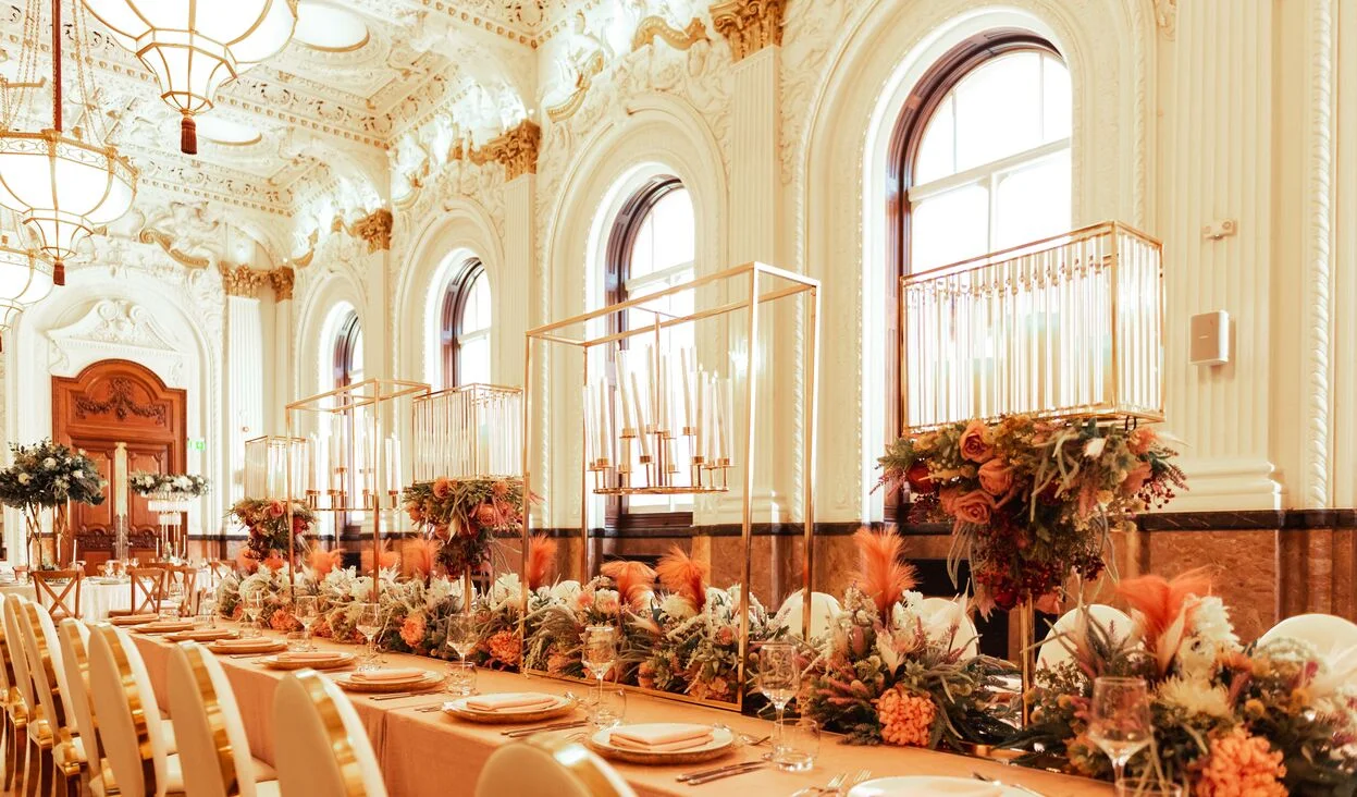 The Grand Hotel, Meeting room