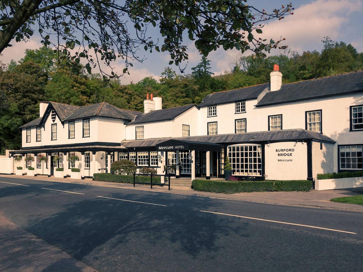 Sunday Box Hill Burford Bridge Hotel