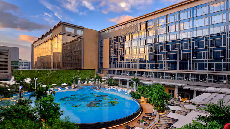 Hilton Manilla Newport