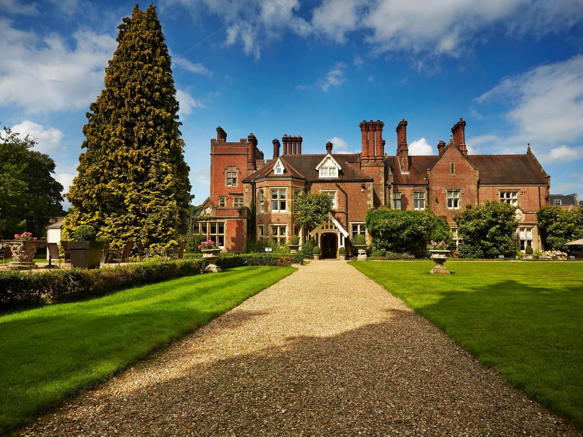 Alexander House Hotel