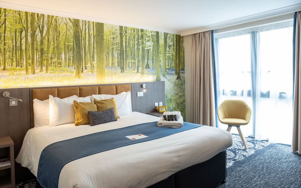 Burleigh Court Conference Centre & Hotel by Imago Venues