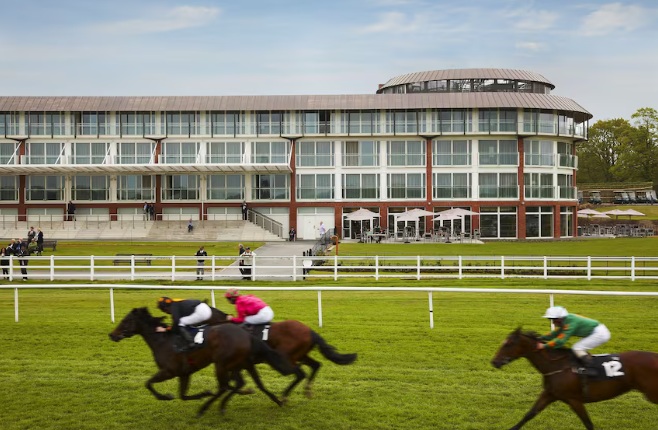 Lingfield Park Resort & Marriott Hotel