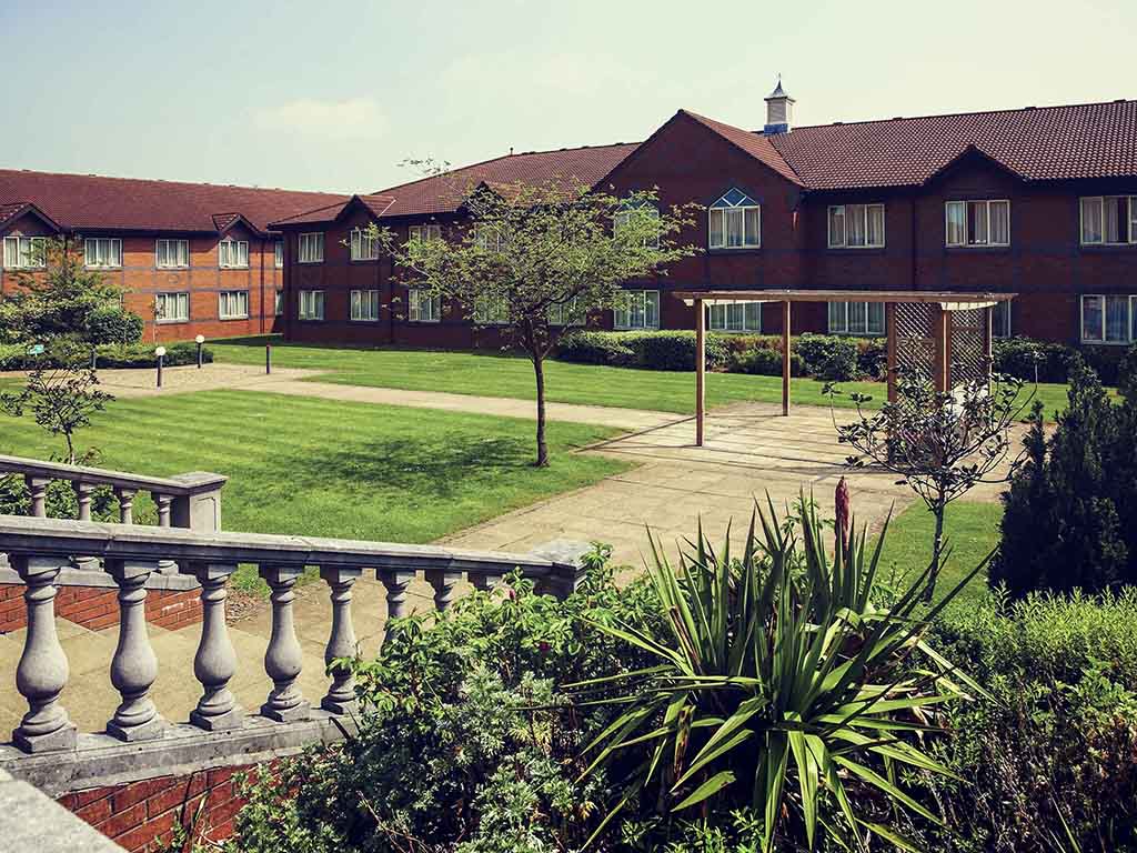 Mercure Daventry Court Hotel