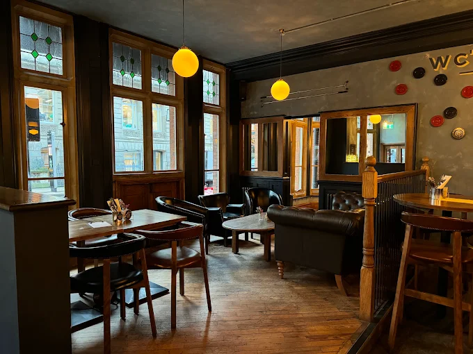 Newhall Street Tavern
