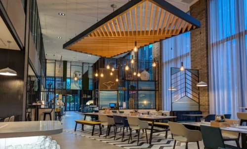 Zoom Bar and Restaurant