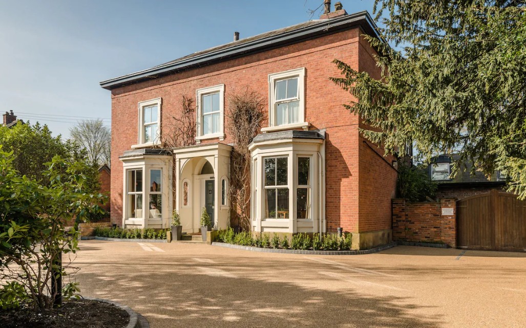 Eleven Didsbury Park