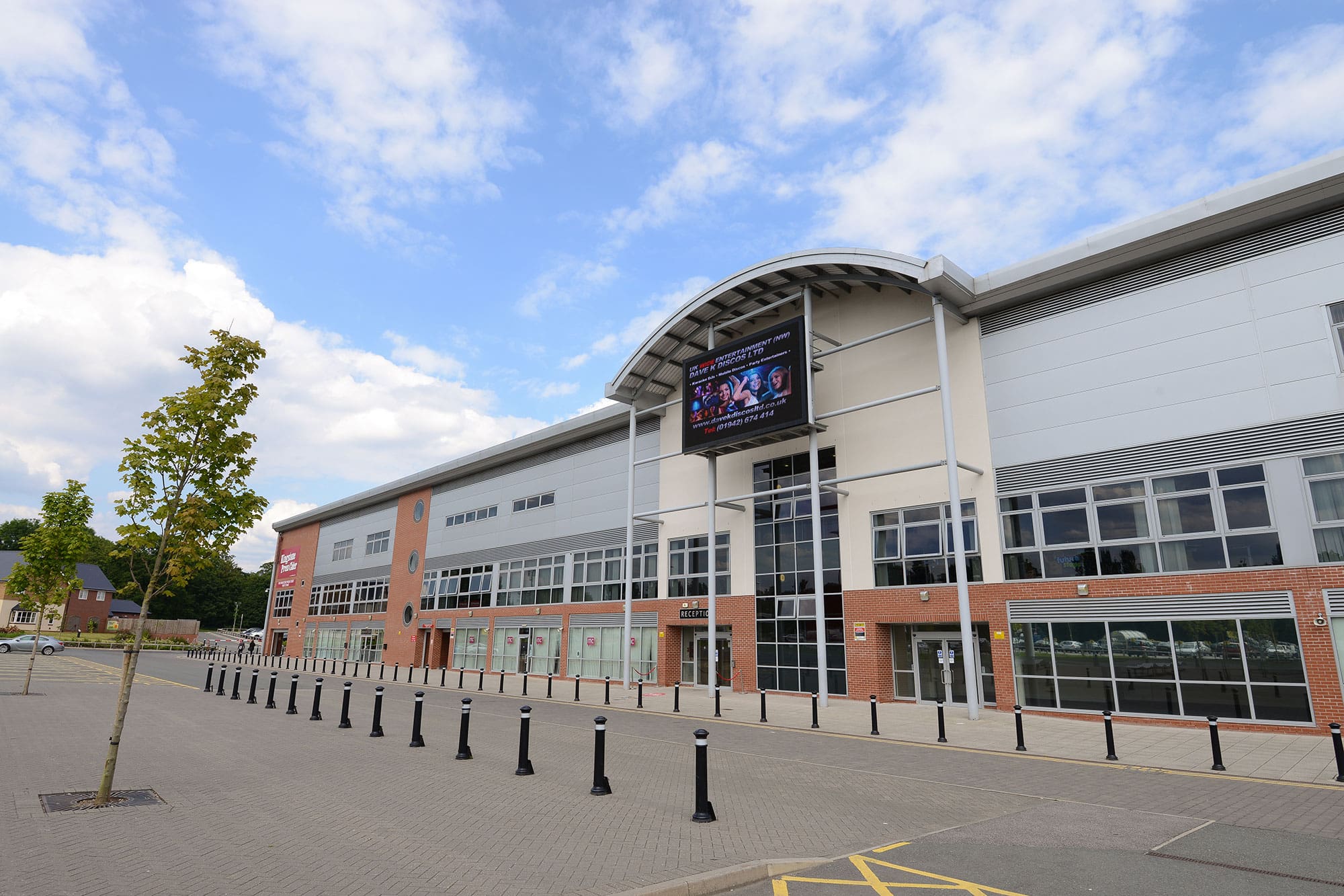 Holiday Inn Express Leigh Sports Village