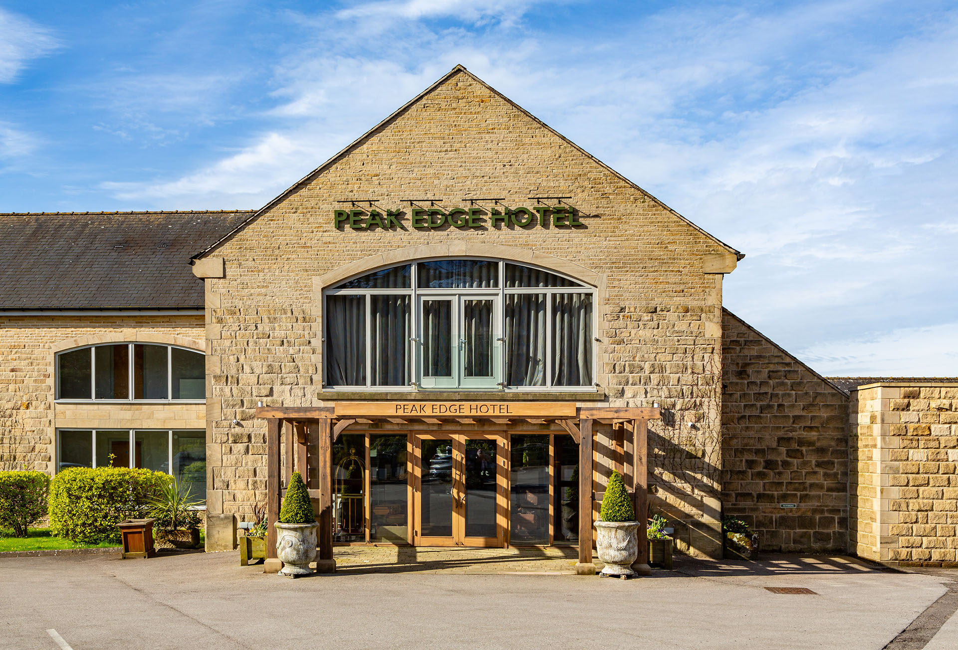 Peak Edge Hotel