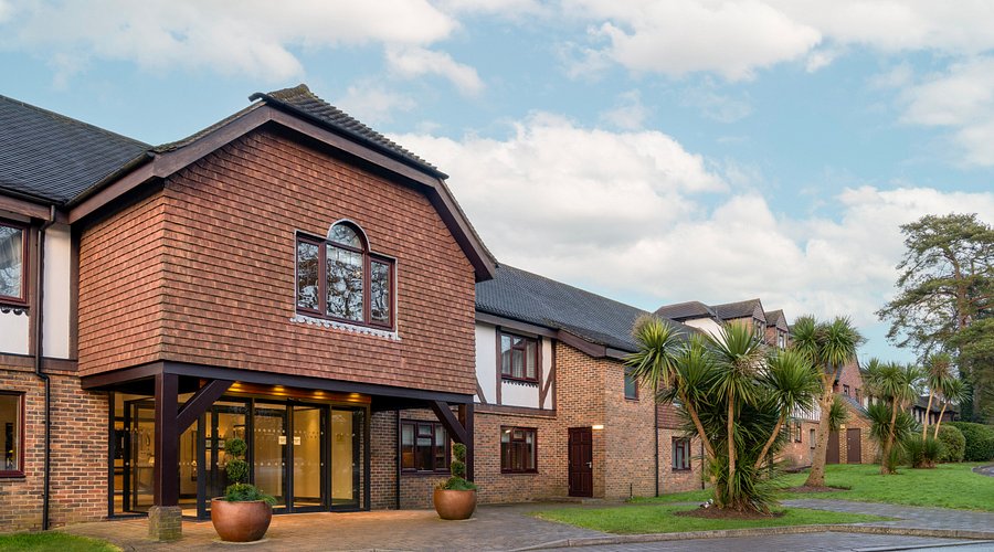 Felbridge Gatwick Hotel & Spa