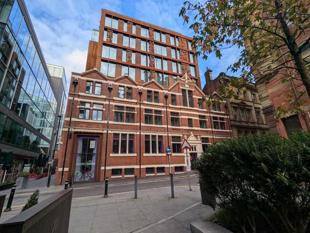 Moxy Manchester City